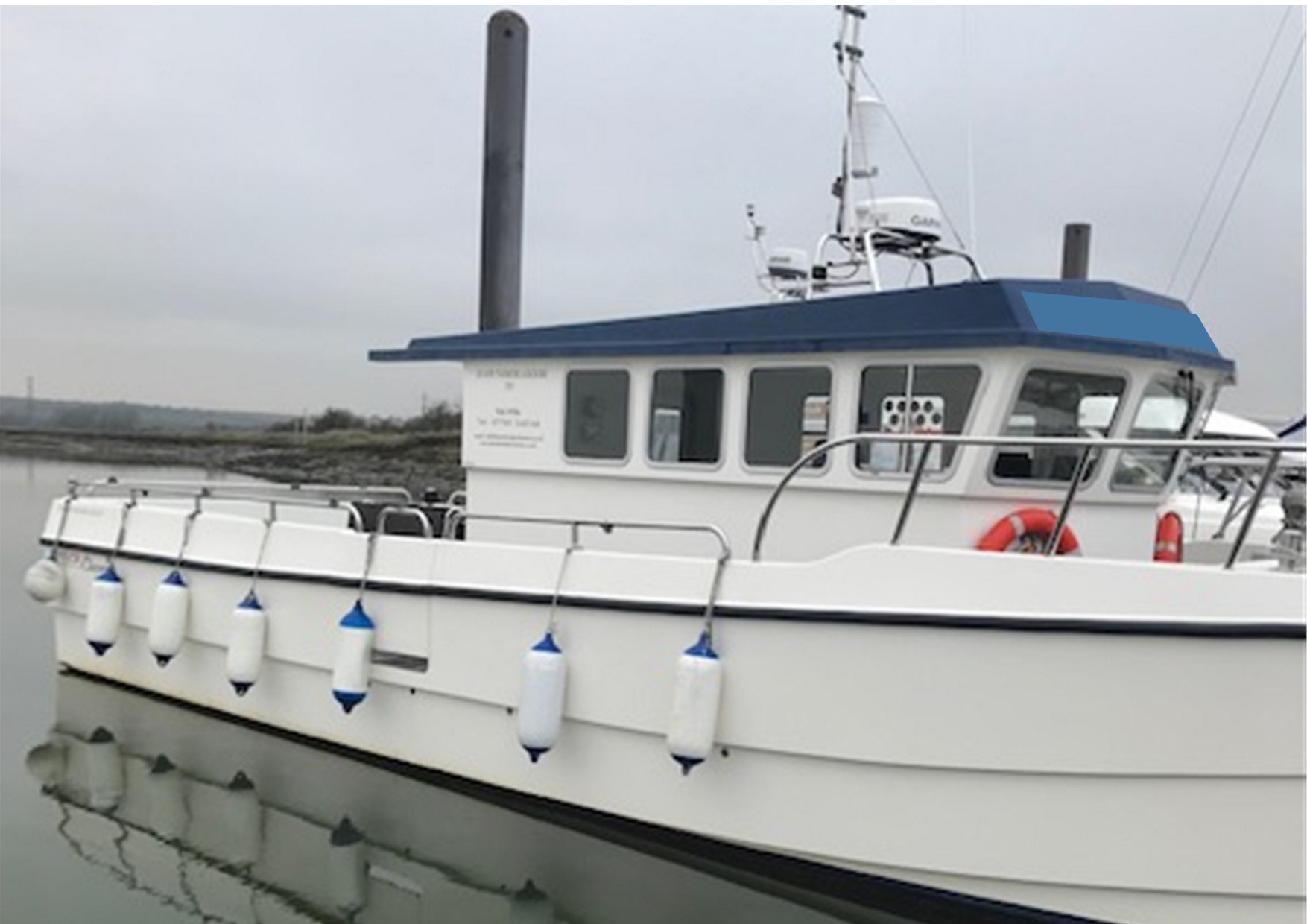 Buy, Sell or Charter Commercial Workboats Worldwide