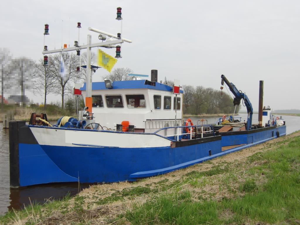 Shallow Draft Crane - ROV - Diving Support Vessel - SOLD - Welcome to ...